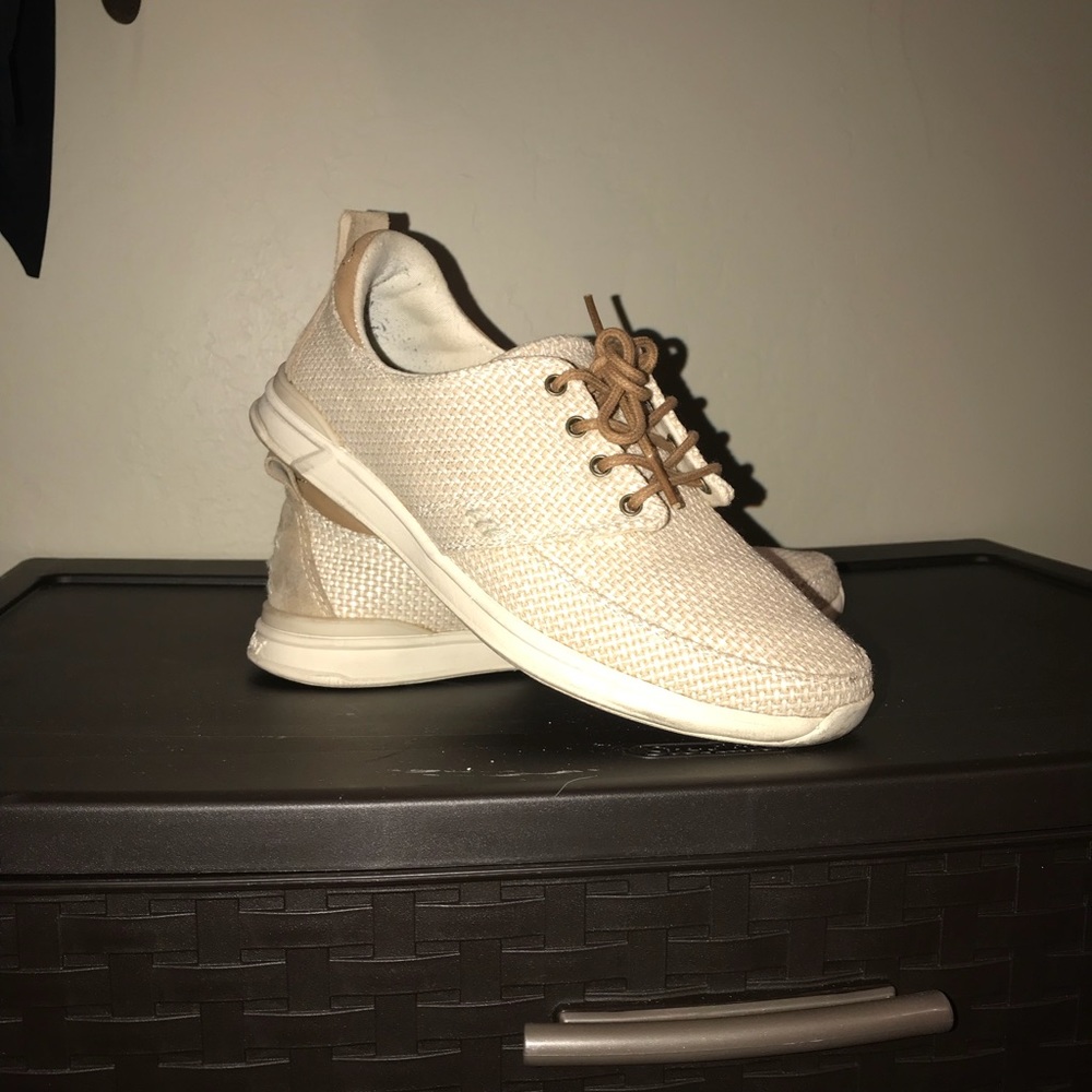 Reef shoes
